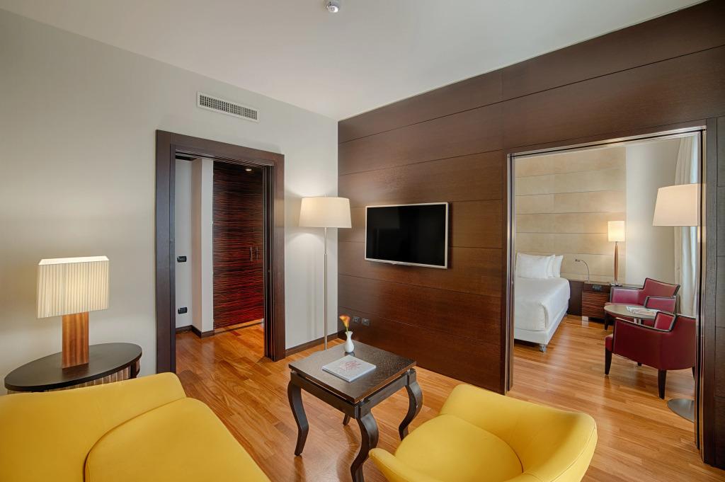 hotel image 16