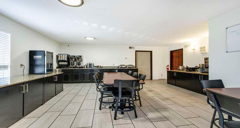 hotel image 8