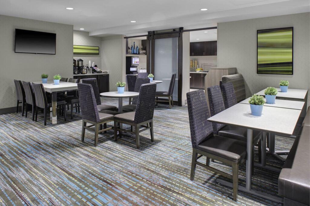 hotel image 16