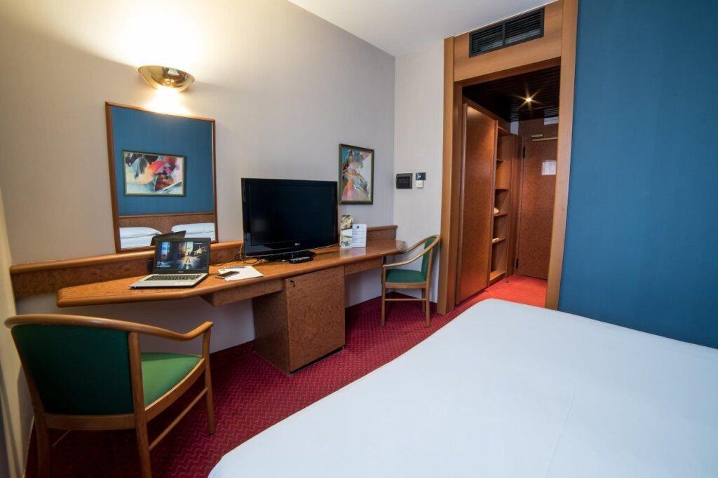hotel image 15