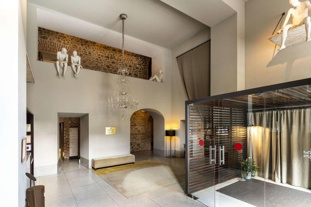 hotel image 8