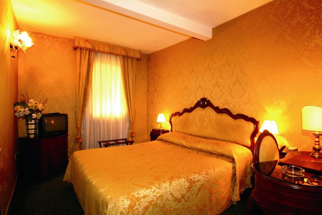 hotel image 16