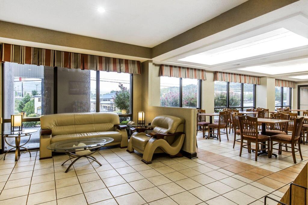 hotel image 8