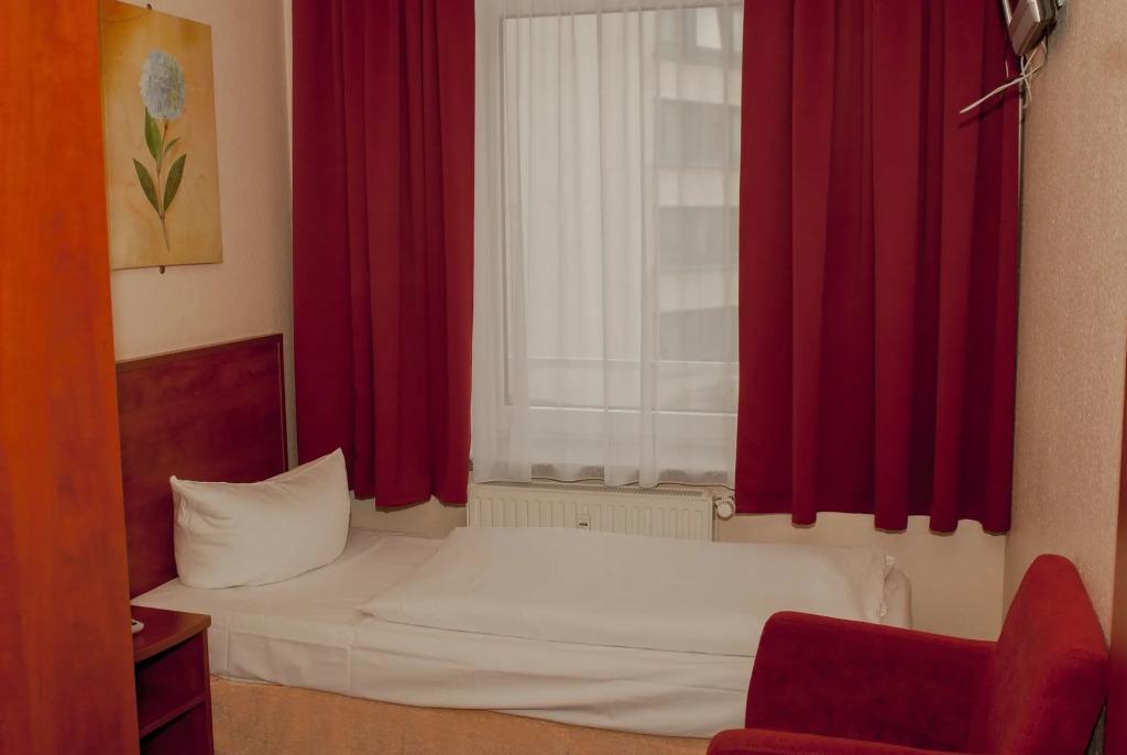 hotel image 11