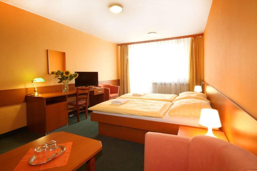 hotel image 9