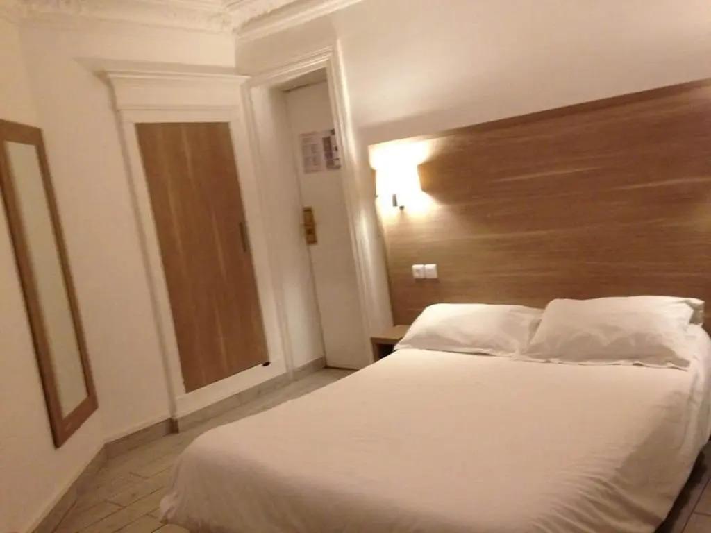 hotel image 13