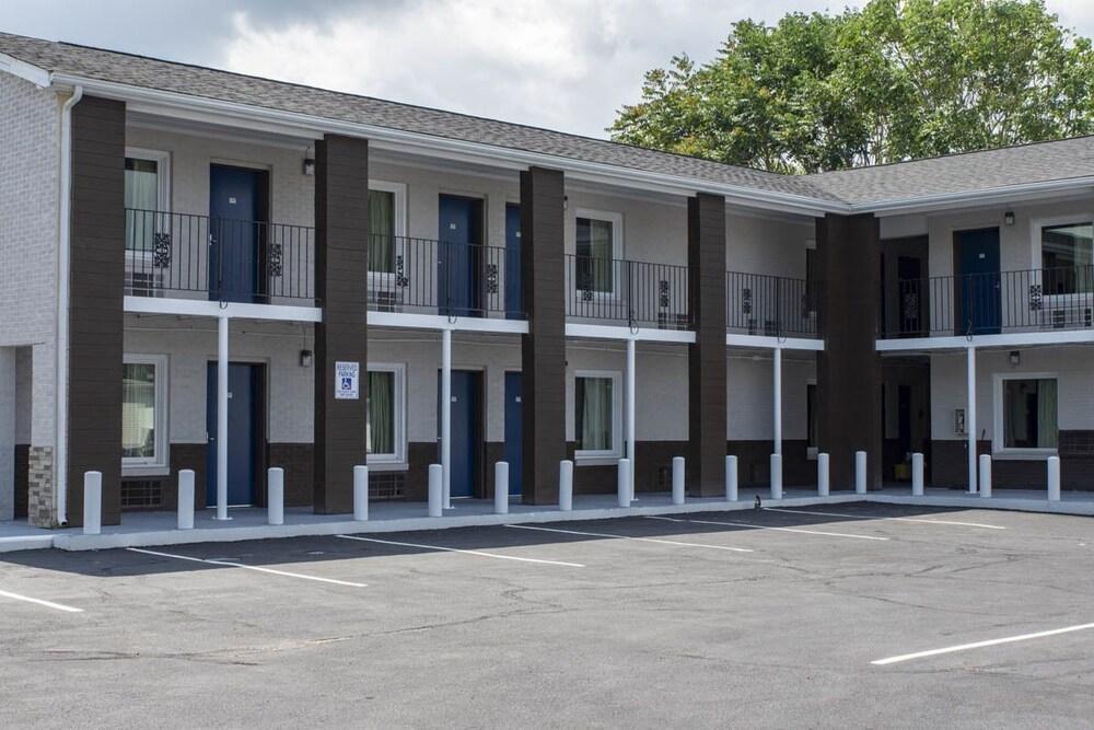 hotel image 8