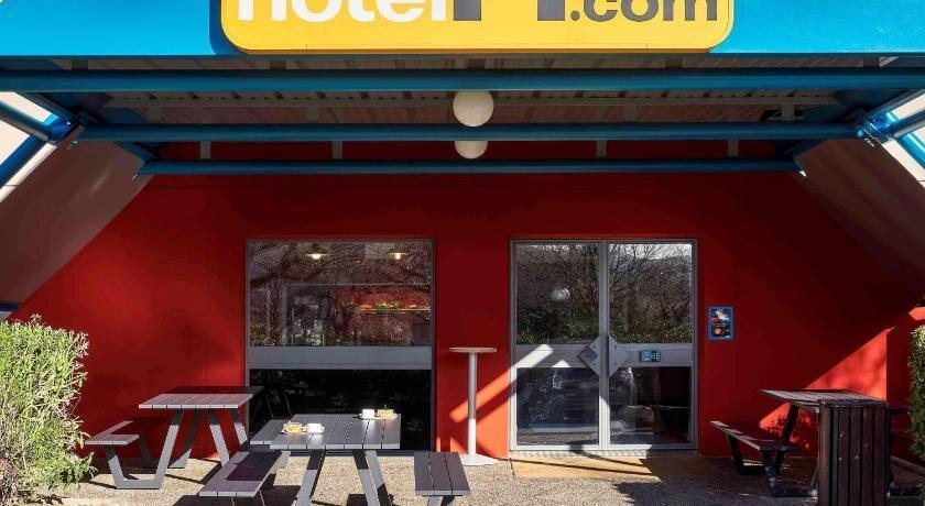 hotel image 13