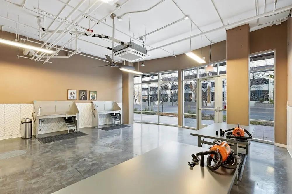 hotel image 9