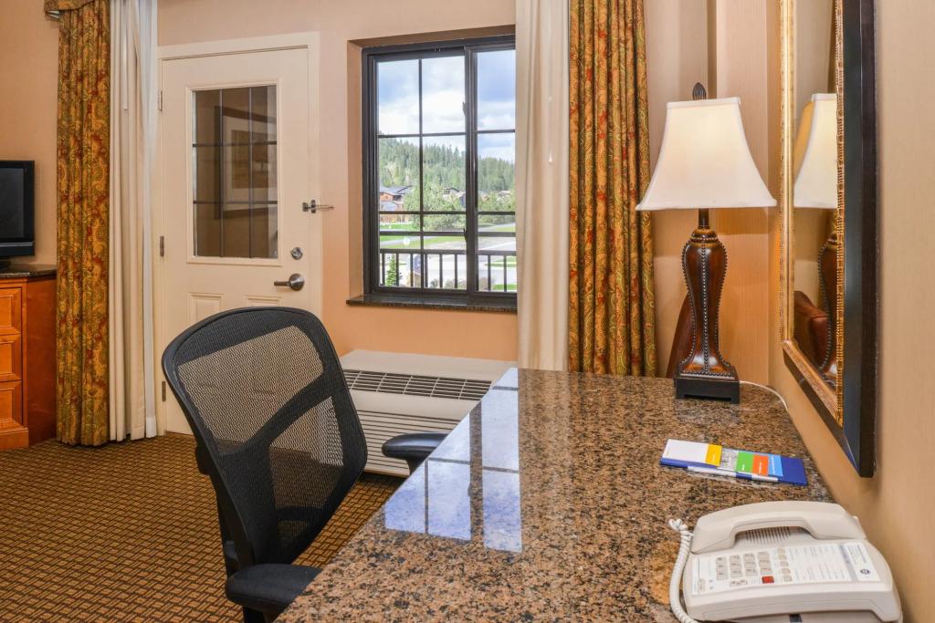 hotel image 10