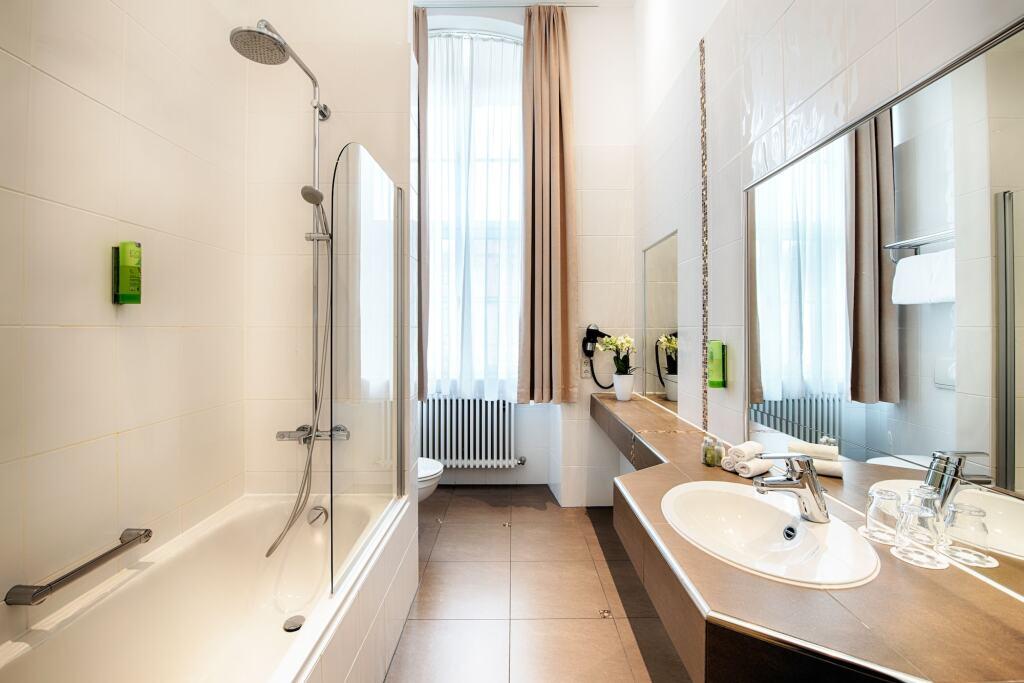 hotel image 15