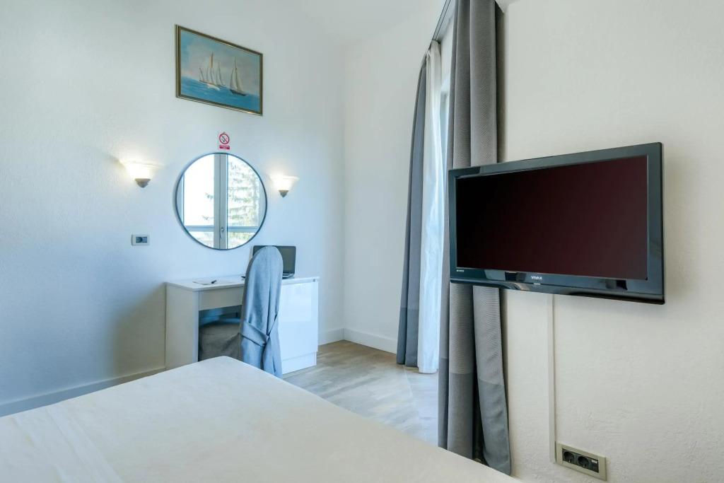 hotel image 16