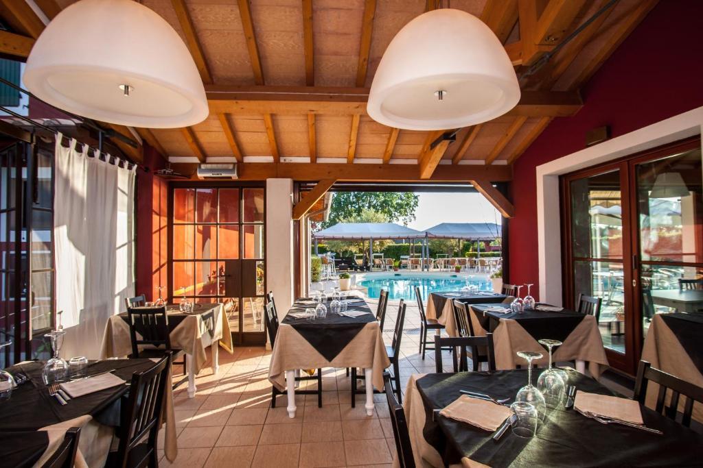 hotel image 13