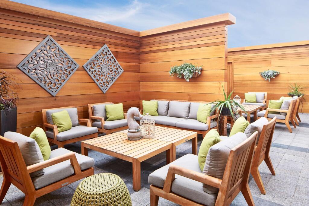 hotel image 10