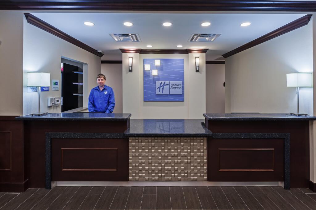 hotel image 12