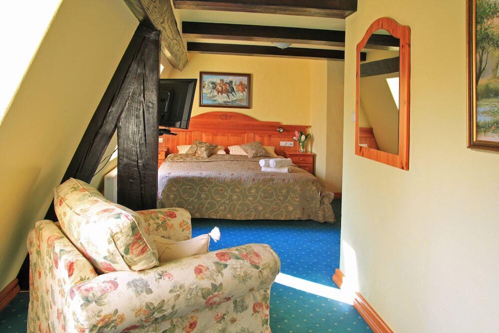 hotel image 13