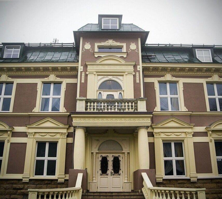 hotel image 10