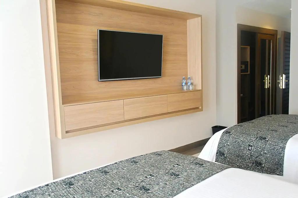 hotel image 13
