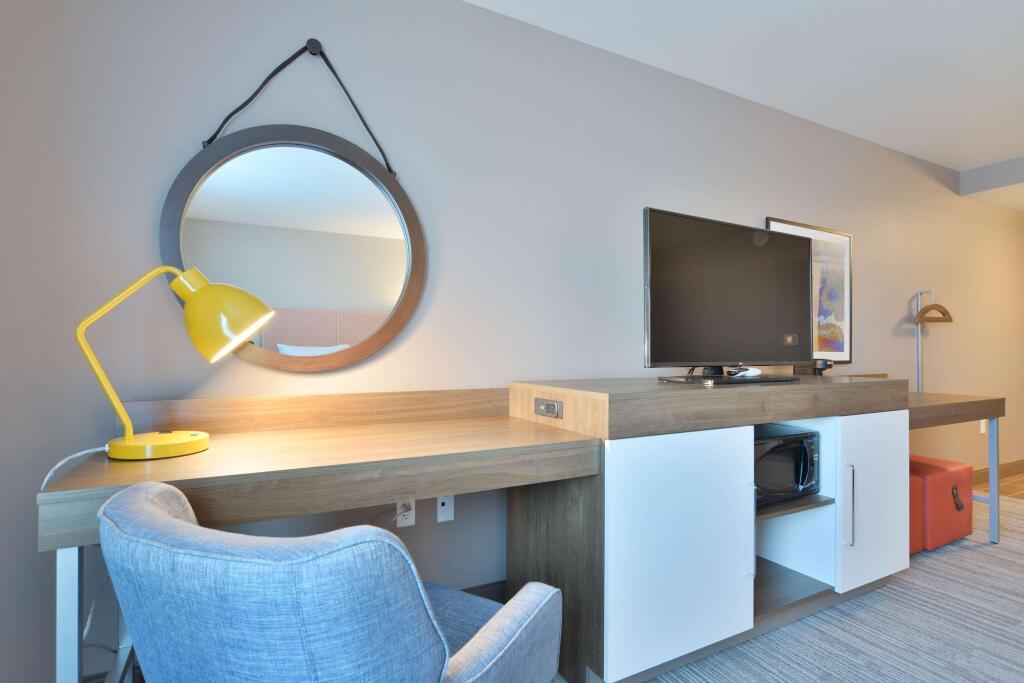 hotel image 16