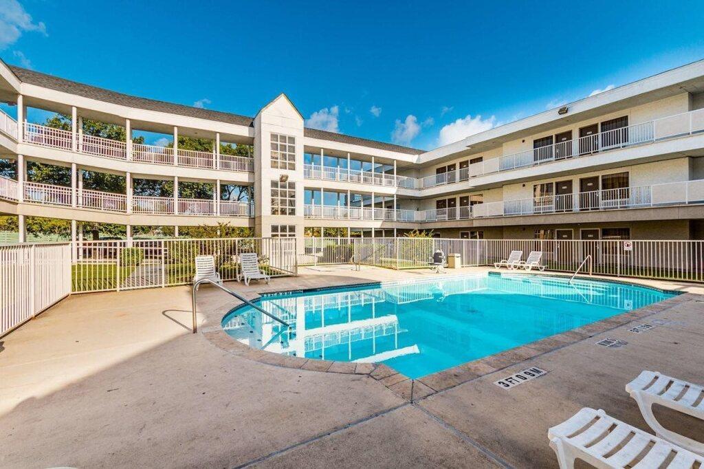 hotel image 7