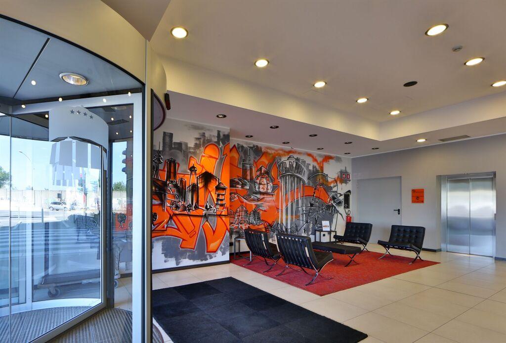 hotel image 6