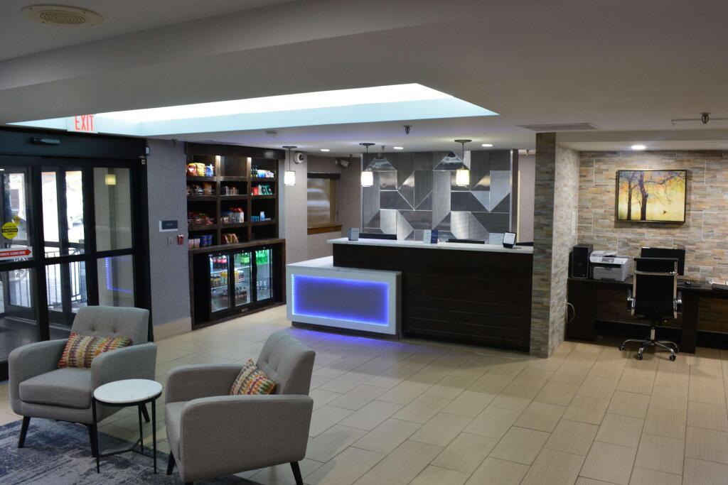 hotel image 10