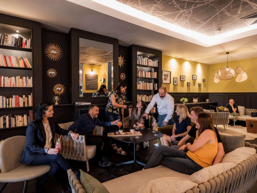 hotel image 16