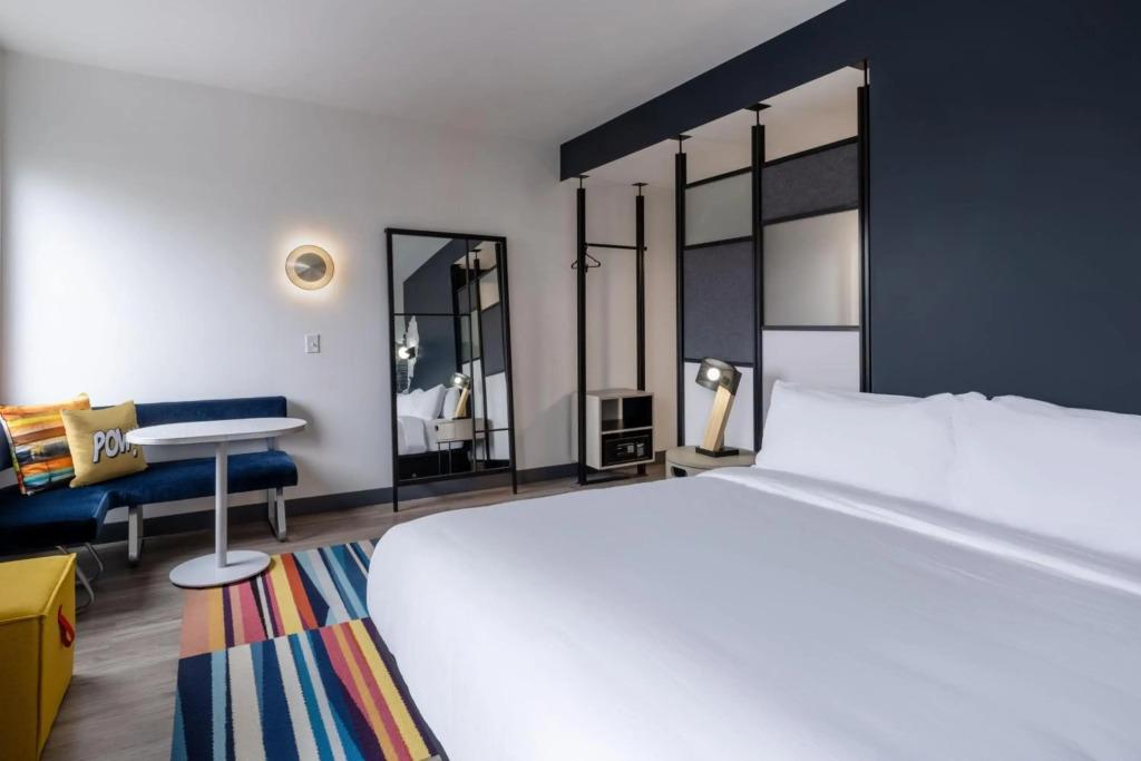 hotel image 13