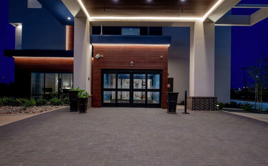 hotel image 12