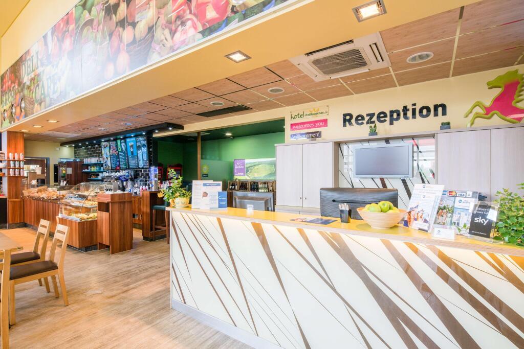 hotel image 13
