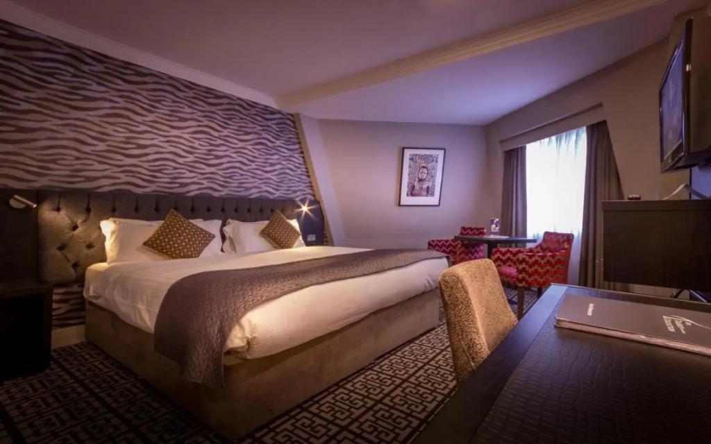 hotel image 10