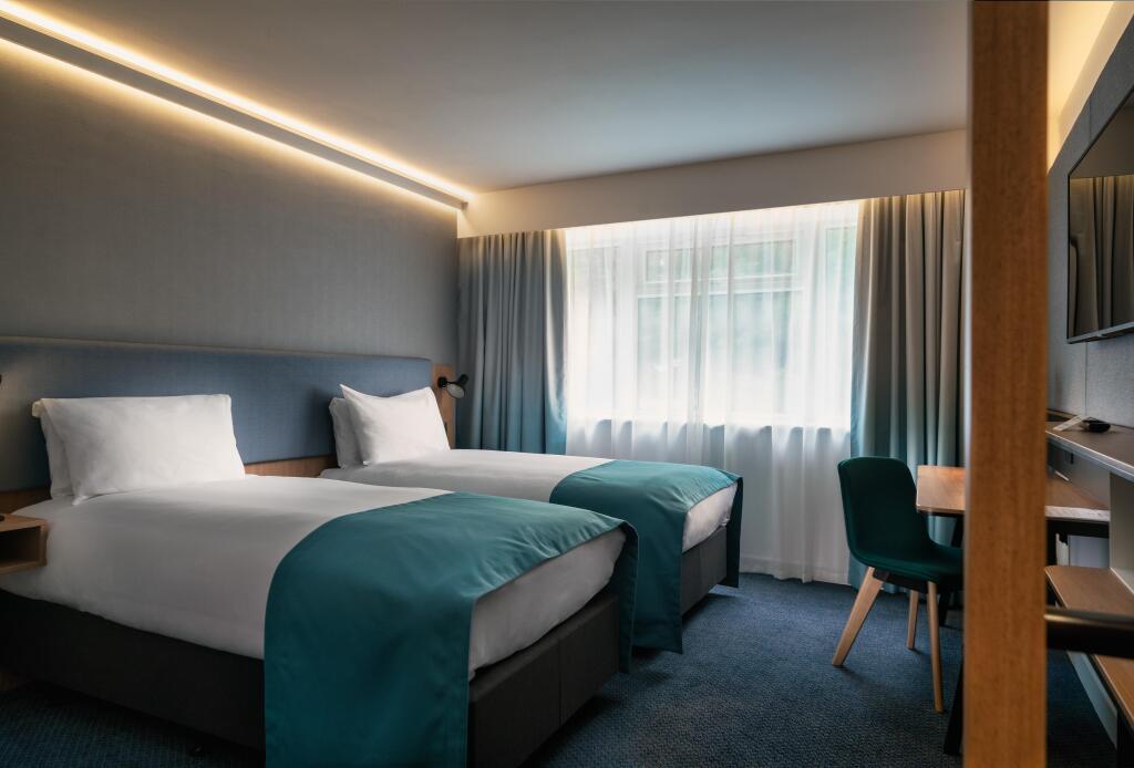 hotel image 16