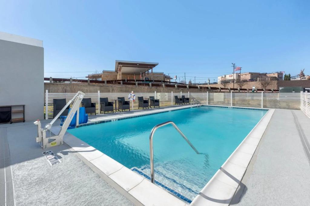 hotel image 16