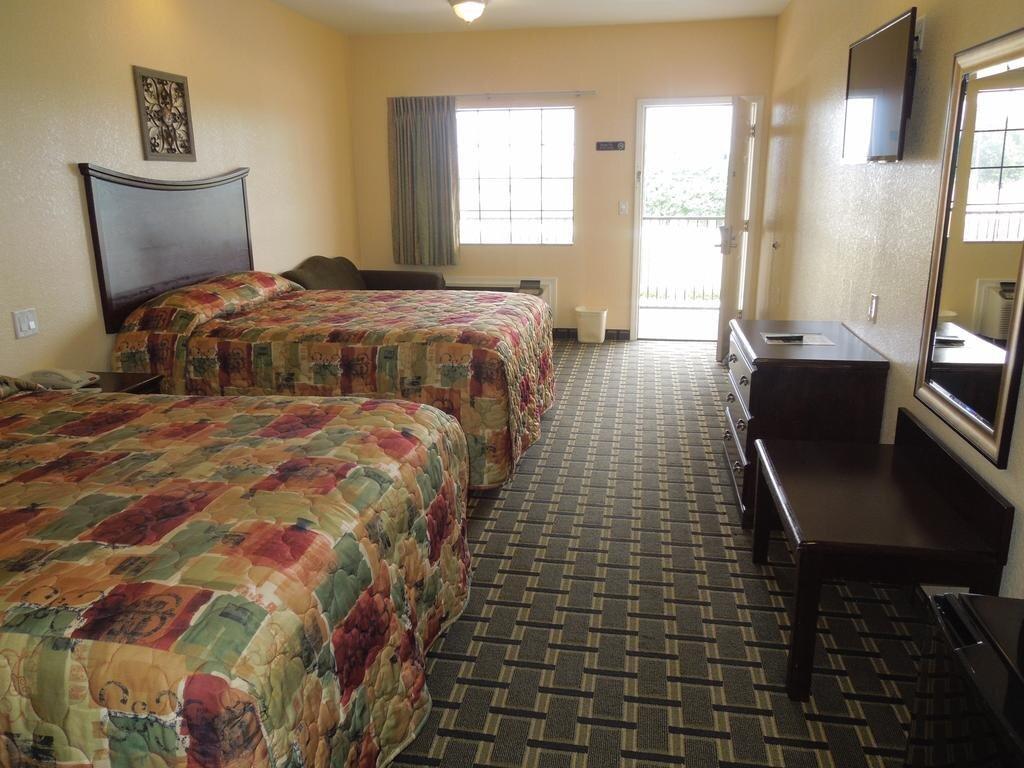 hotel image 16