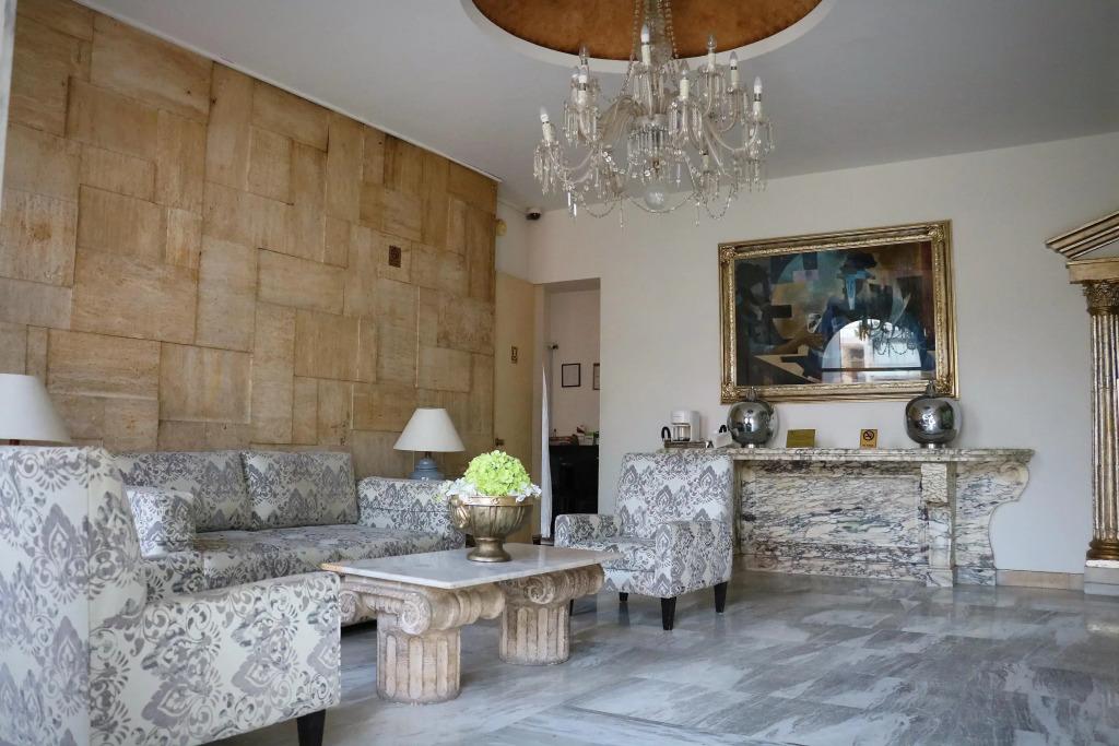 hotel image 16