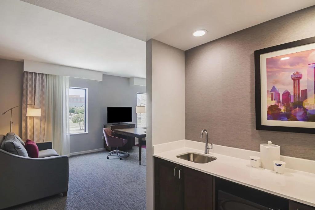 hotel image 16