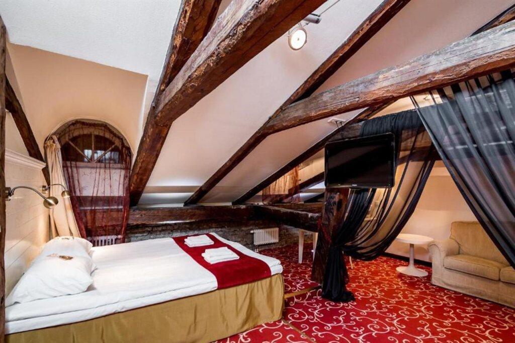 hotel image 16