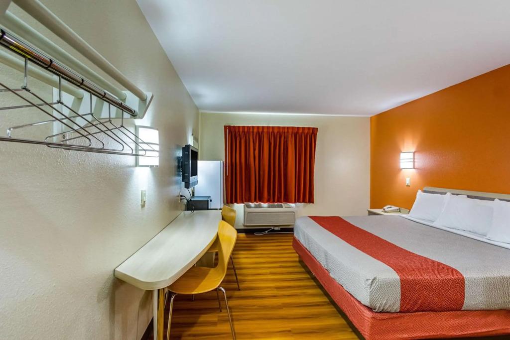 hotel image 11