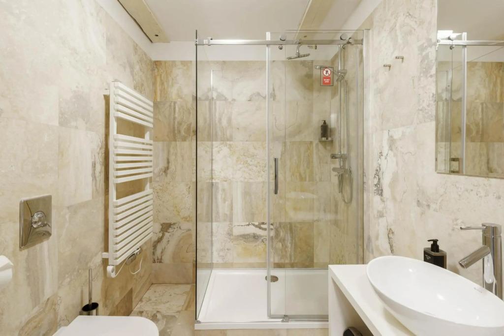 hotel image 39