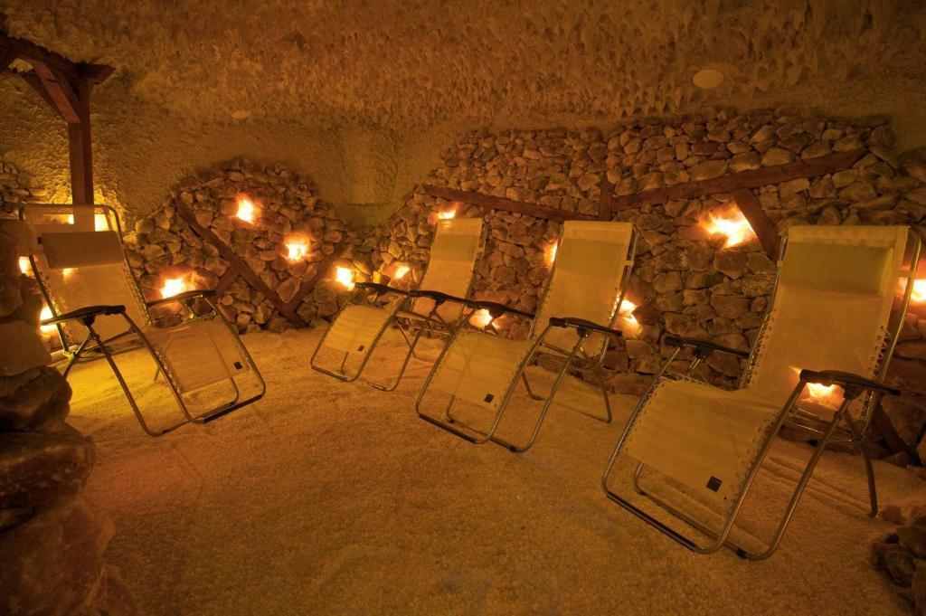 hotel image 10