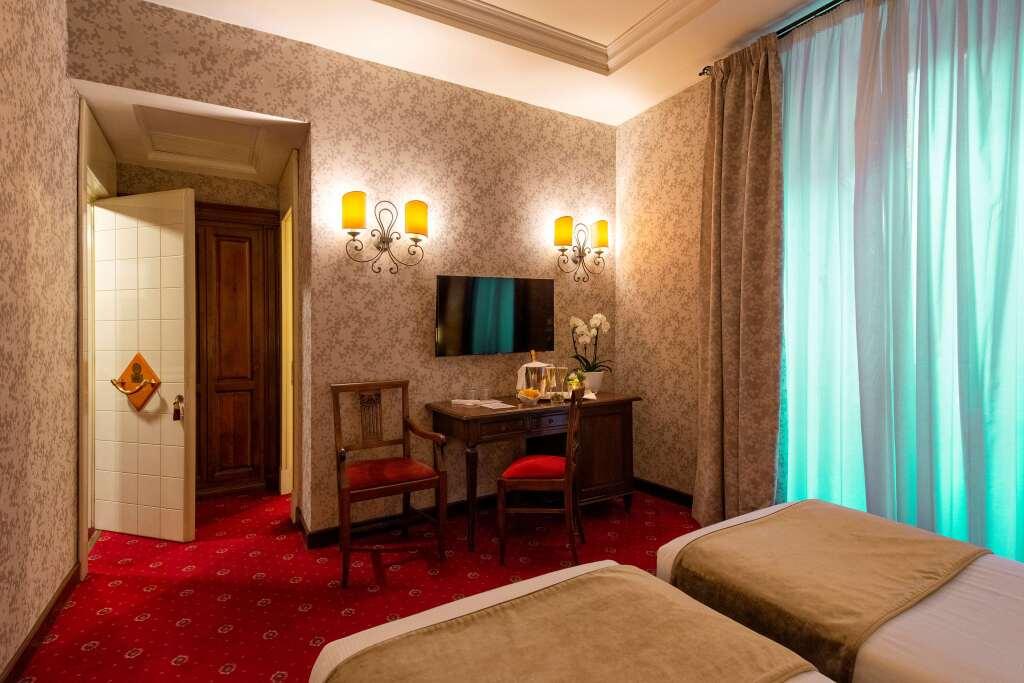hotel image 16