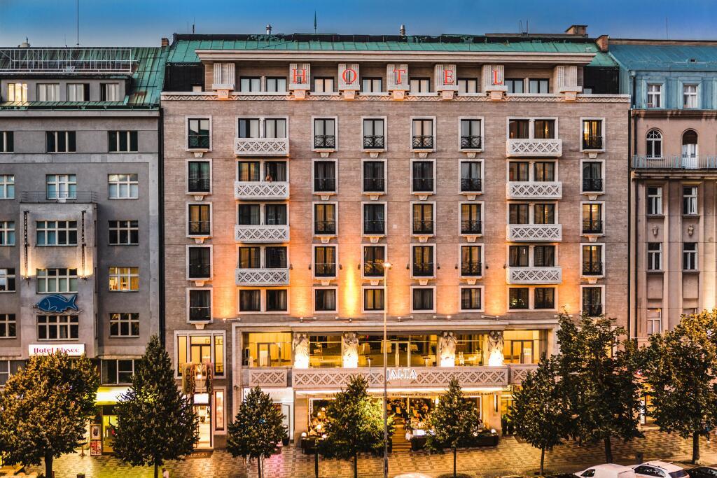 hotel image 13
