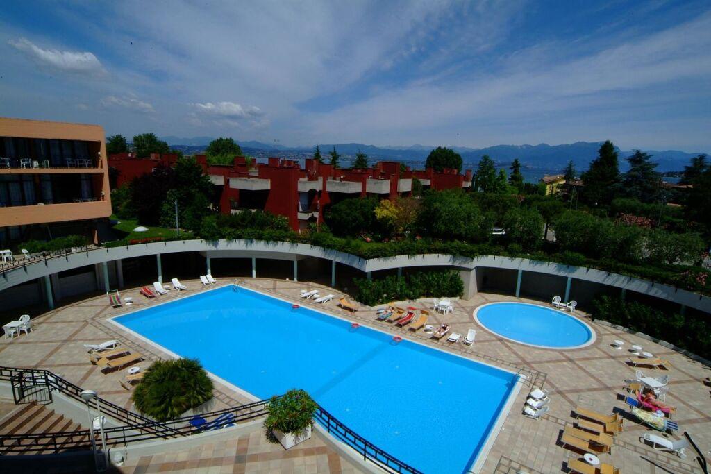 hotel image 13