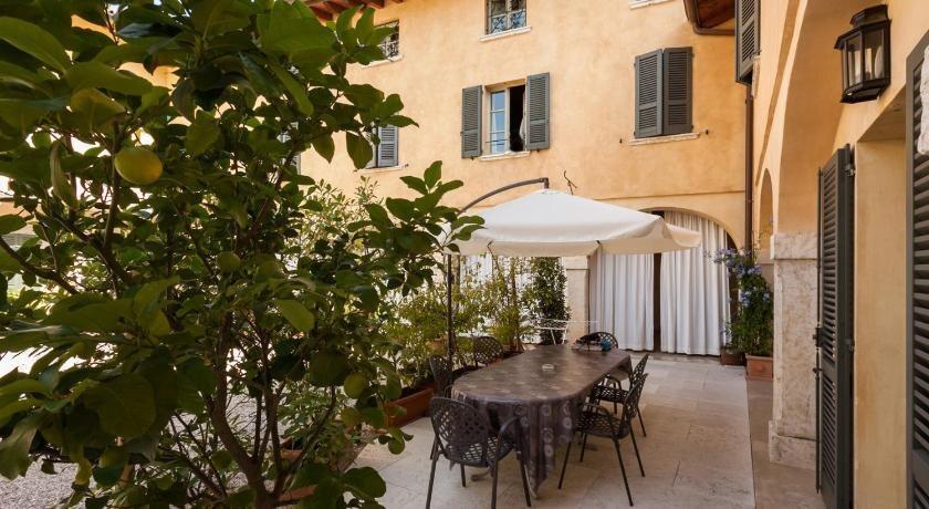 hotel image 10