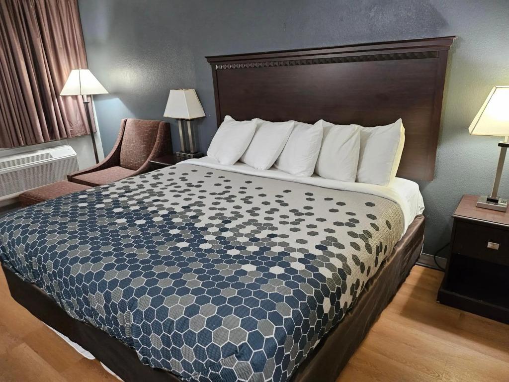 hotel image 8