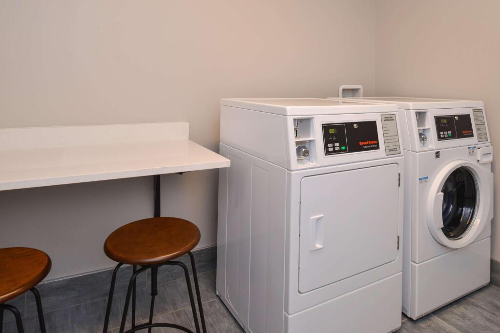 hotel image 10