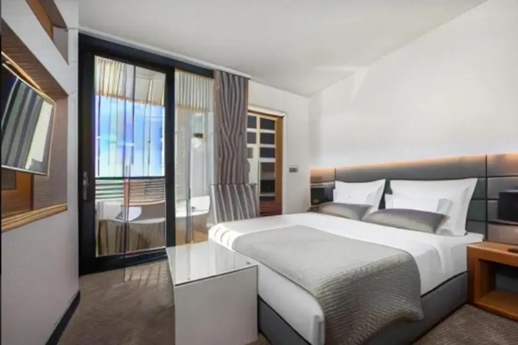 hotel image 18