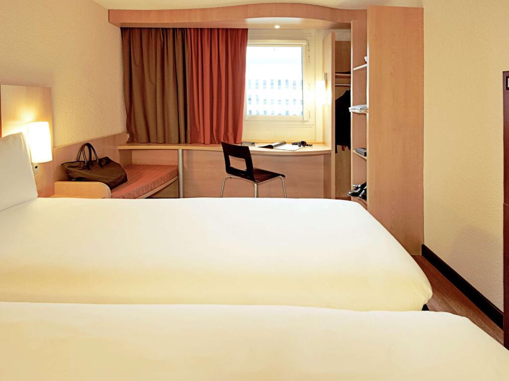 hotel image 11