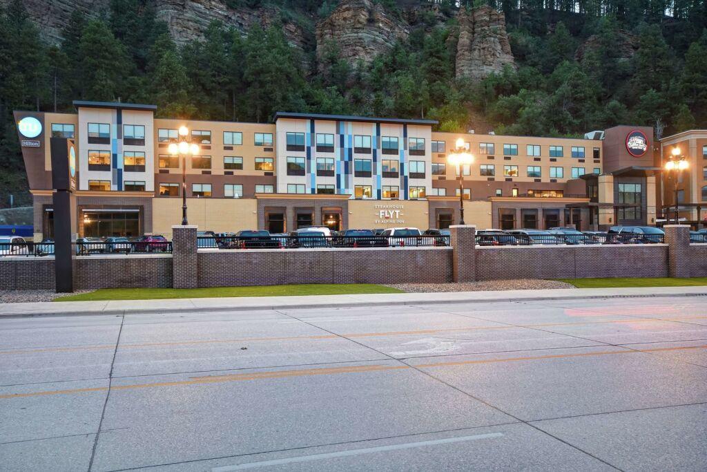 hotel image 10