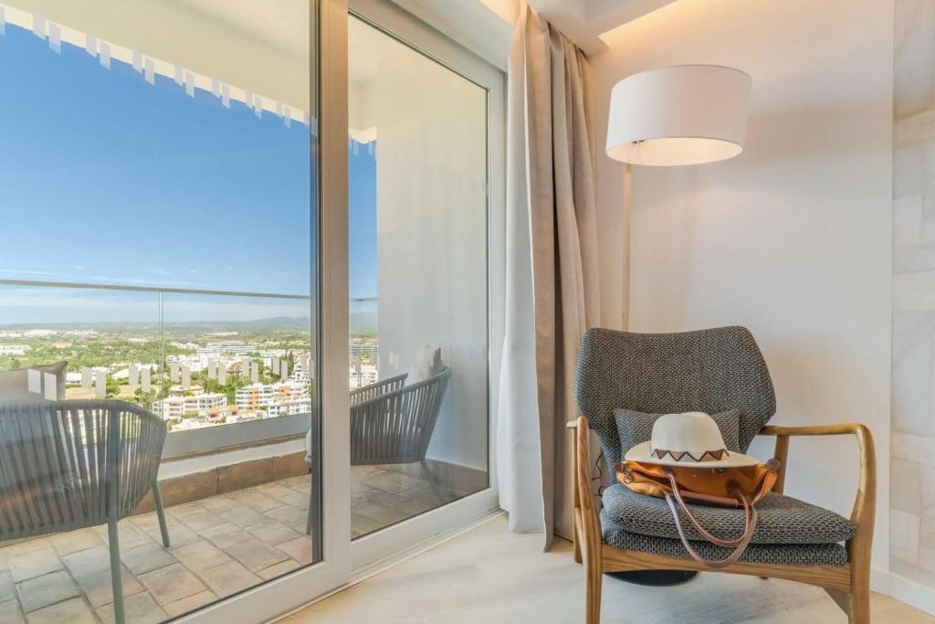 hotel image 11